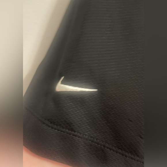 Nike Golf shirt - Picture 3 of 4